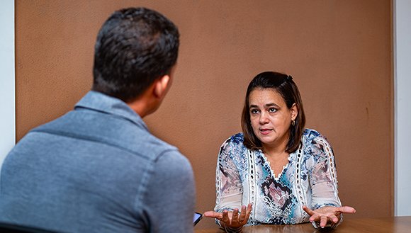 💻En declaraciones exclusivas a Cubadebate, la viceministra de Comunicaciones, Aylin Febles, confirmó que FIHAV 2025 contará con un pabellón exclusivo de IA que exhibirá más de 70 soluciones nacionales

🔗acortar.link/0gpRtE