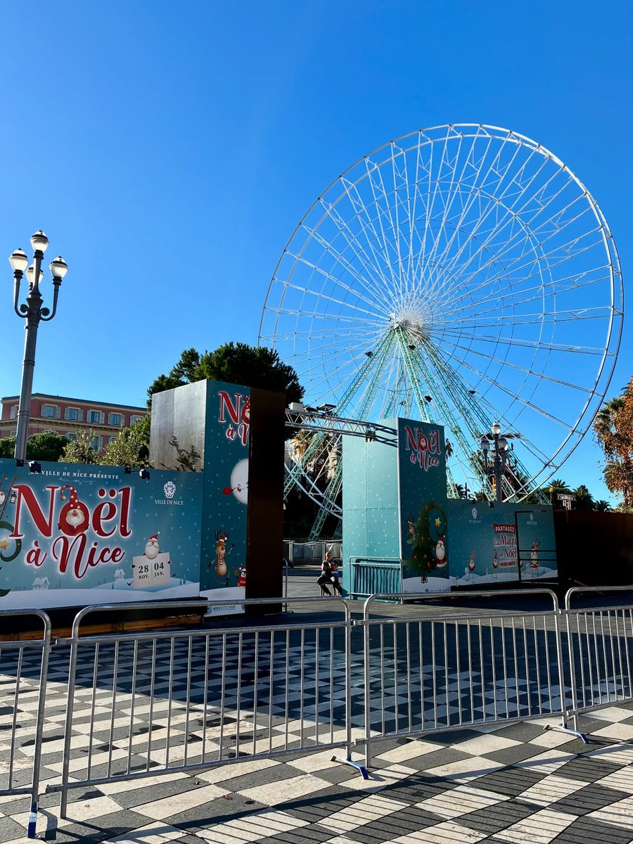 Avant que la ville ne scintille, Nice se prépare déjà à la féerie de Noël 🎄🤩 !

📷 nice_living (IG)

#ExporeNiceCotedAzur #ILoveNice