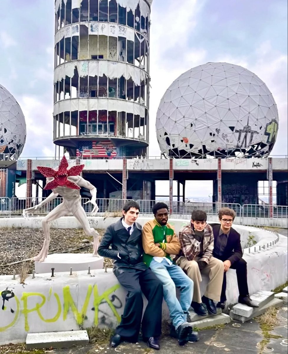 PP96094's tweet image. My boys in Berlin today
//seeing them promoting together everywhere they go, it makes me so happy. 🥹💕
#StrangerThings5 #StrangerThings  #core4