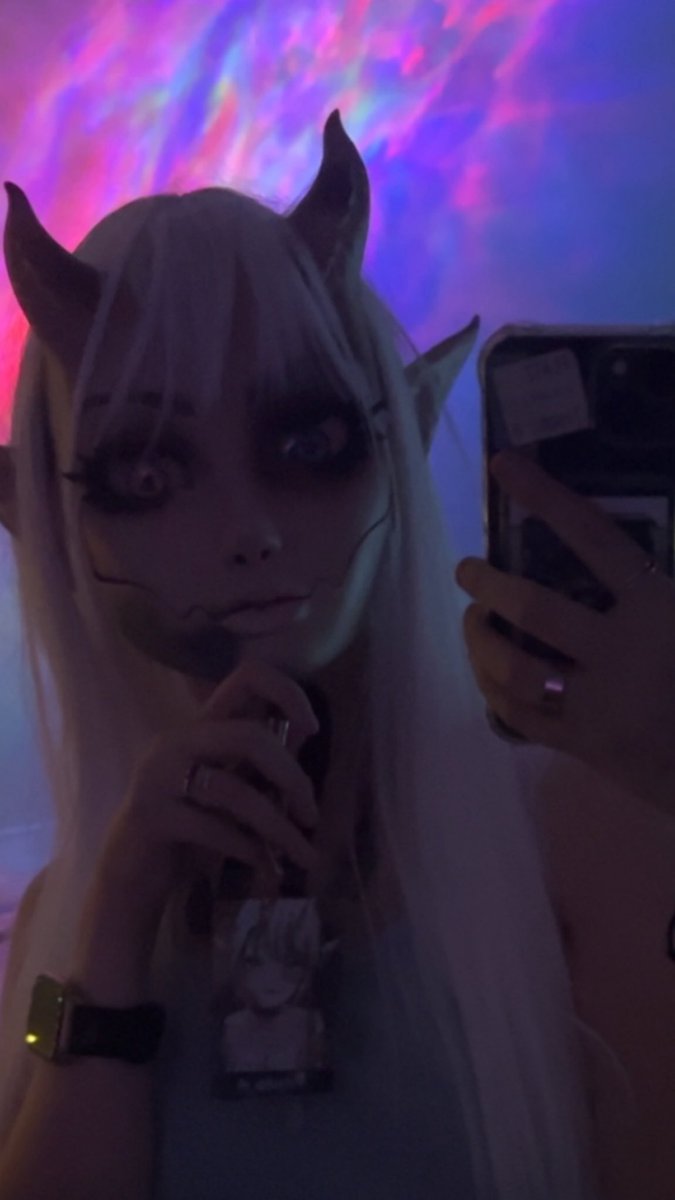 Kleines IRL Bild, I feel pretty rn🩷

Das bin ich, I swear ich weise mich auch gerade aus🫣👀🫧🐟