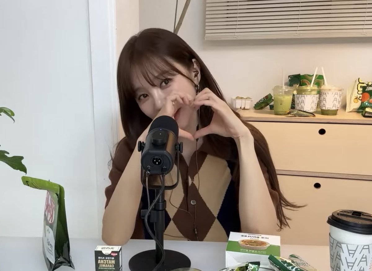 wsg_wonneolbi's tweet photo. 우리 베이비복스 막둥님의 하트 달란트봐라 증말…🫣 https://t.co/jWiBN8qdre