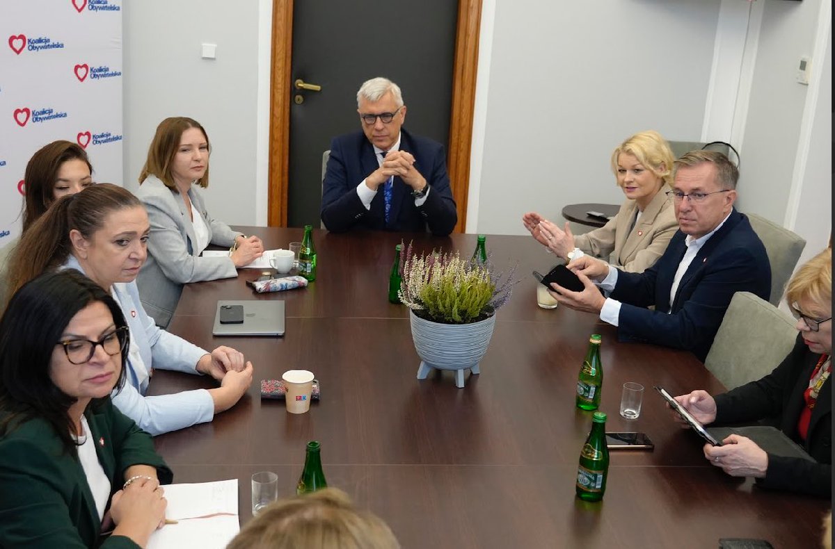Na spotkaniu Zespołu KO ds. Rozliczenia PiS postanowiliśmy rozpocząć szeroką akcję informowania społeczeństwa o przekrętach PiS w Funduszu Sprawiedliwości. 
Szczegóły wkrótce.