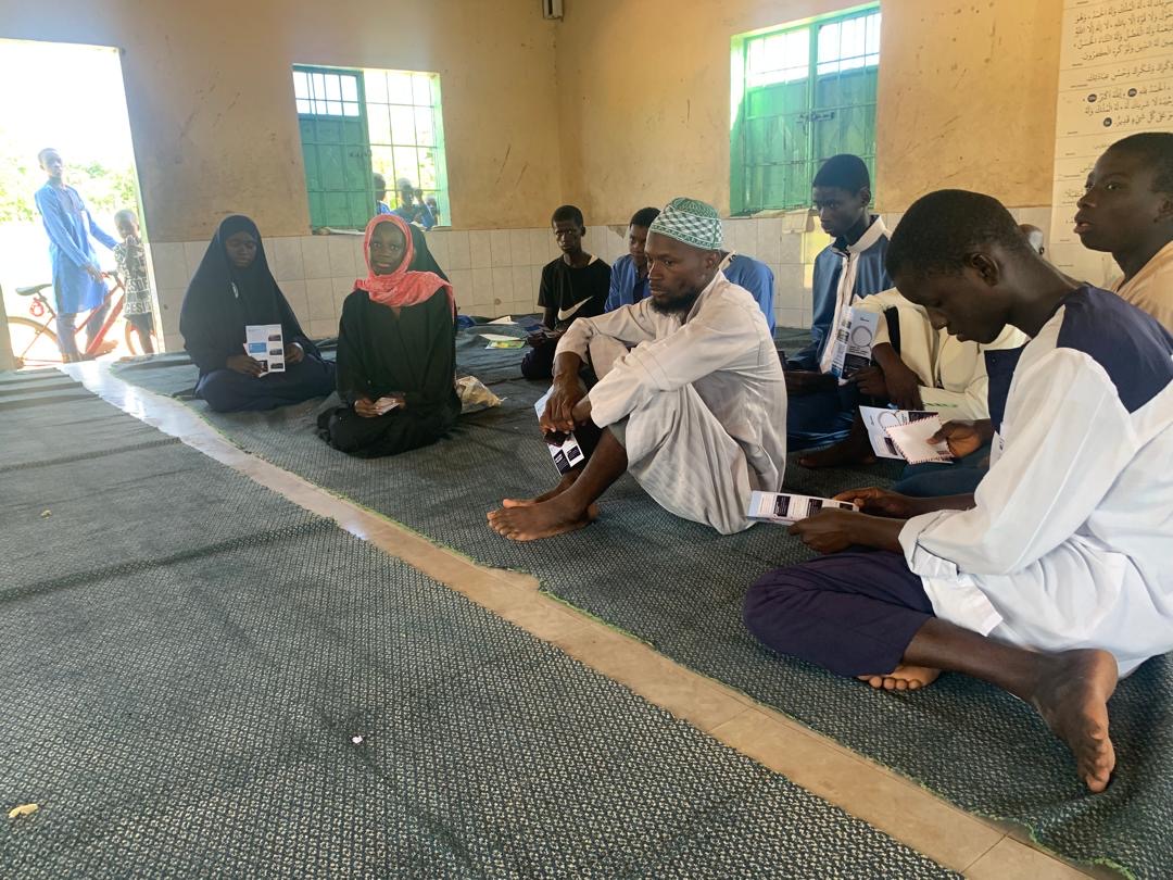 DubawaGM's tweet image. For #WeekForTruth2025, Ndey Adama Jobe met with the people at the Abdullah ibn mashud Institute in Brikama creating a safe space to discuss misinformation and how everyone can play a role in preventing its spread.
#WeekForTruth #FactCheck