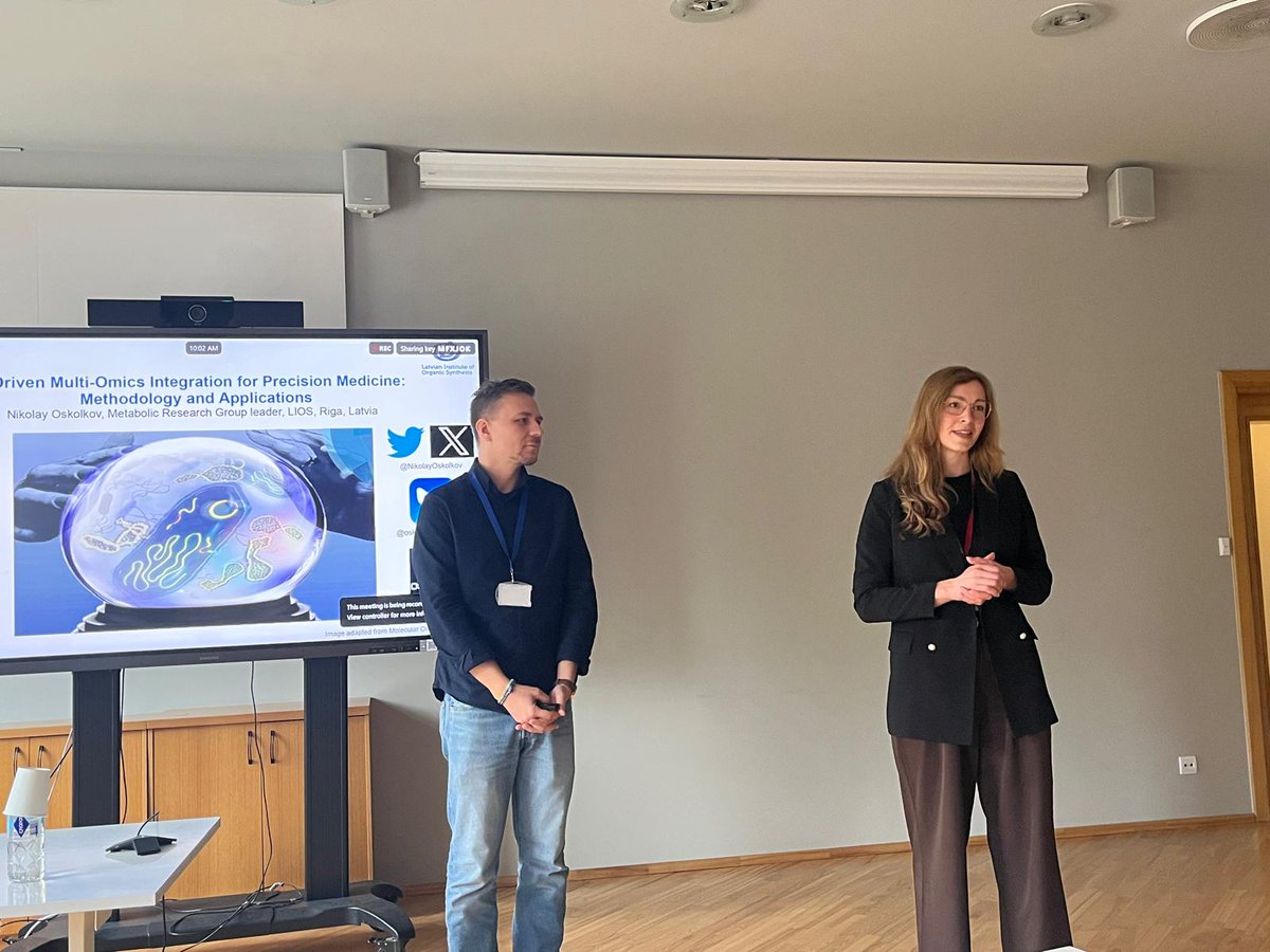 TARGETWISE_'s tweet photo. On 14 November, our Metabolic Research Group at the @osi_lv  had the pleasure of hearing Dr. @NikolayOskolkov give inspiring lecture at RSU.
Great insights on multi-omics, ML methods, and AI in biomedical research — and a valuable chance to explore collaboration. #ESFondi https://t.co/OIkV6XO2eR
