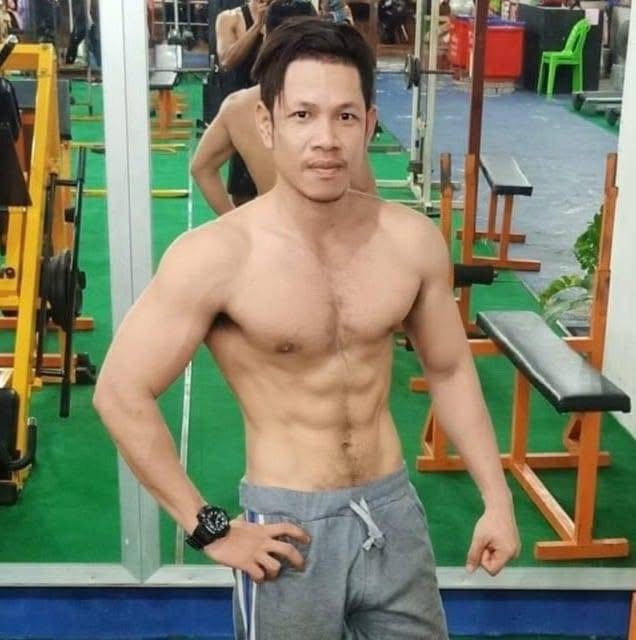 สำหรับคนที่ใส่ร้ายป้ายสีหรือว่าผมแต่งเรื่องขึ้นวันที่ 20 พฤศจิกายนนี้ขอเรียนเชิญทุกท่านมาที่ศาลแขวงอุบลราชธานี อย่าเหยียบย่ำคนที่เขาลำบากหรือเดือดร้อนเห็นเป็นแบบนี้ก็ขายคลิปเพื่อแรกกับ เงินแค่นี้