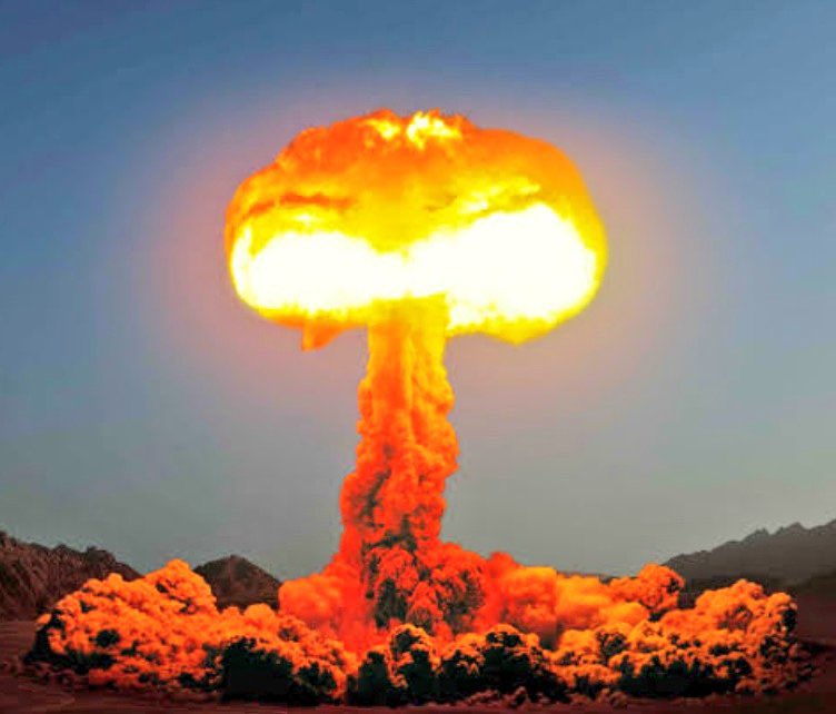 DailyIranNews's tweet image. 🇺🇲🇸🇦💥 Saudi Arabia Demands Nuclear weapons from US under Pakistan&apos;s Defence Pact.

🚨 US may allow #Pakistan to handover the Nukes to Saudi Arabia under US responsibility!