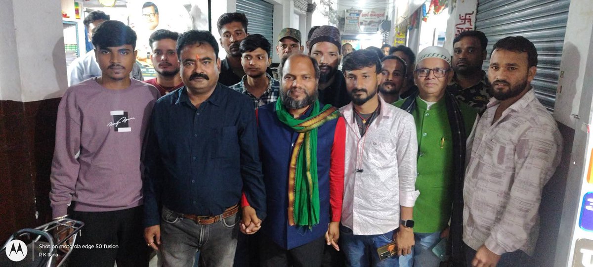 DrGautamKrishna's tweet image. पटना में गुरुदेव आदरणीय गुरु रहमान सर से आशीर्वाद प्राप्त किया।