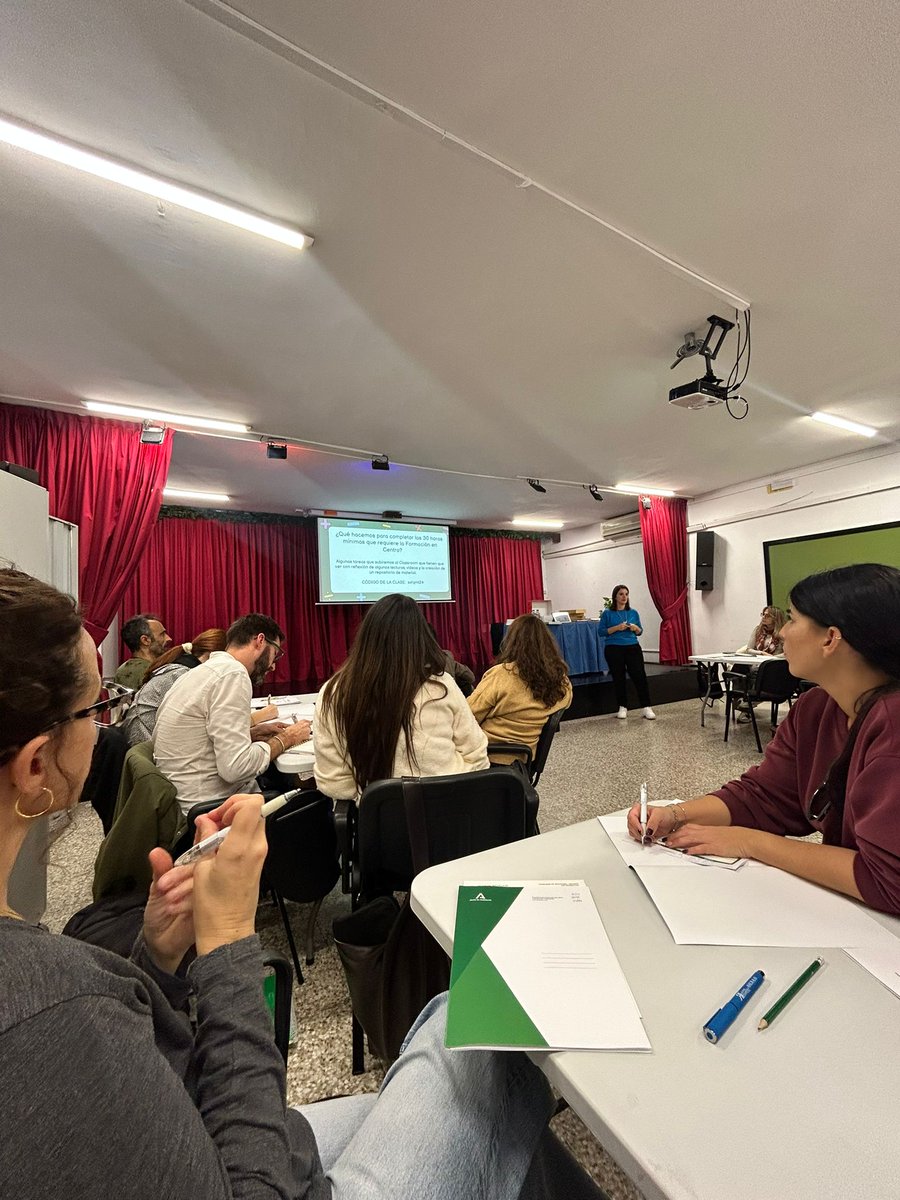 Planteamientos matemáticos que hacen pensar al alumnado más allá de las operaciones básicas sistemáticas.
Formación en el <a href="/CEIPRFMayoralas/">CEIP RFMayoralas</a> a cargo de la experta en matemáticas, Verónica, del <a href="/cepmarbellacoin/">CEP Marbella-Coin</a>.