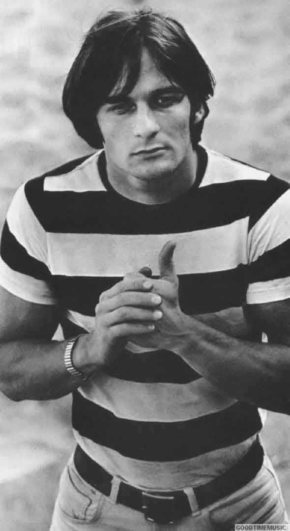 mattstev22's tweet image. Happens ....
Born On This Day 18 November ..
Actor/Director David Hemmings.
Breakout role in 1966 film Blow Up📸
 Directed a number of US🇺🇸TV📺shows.
Magnum, A Team, Airwolf,etc.
!967 album Happens contains the Gene Clark gem Back Street Mirror.
youtube.com/watch?v=-gqgj9…
#geneclark