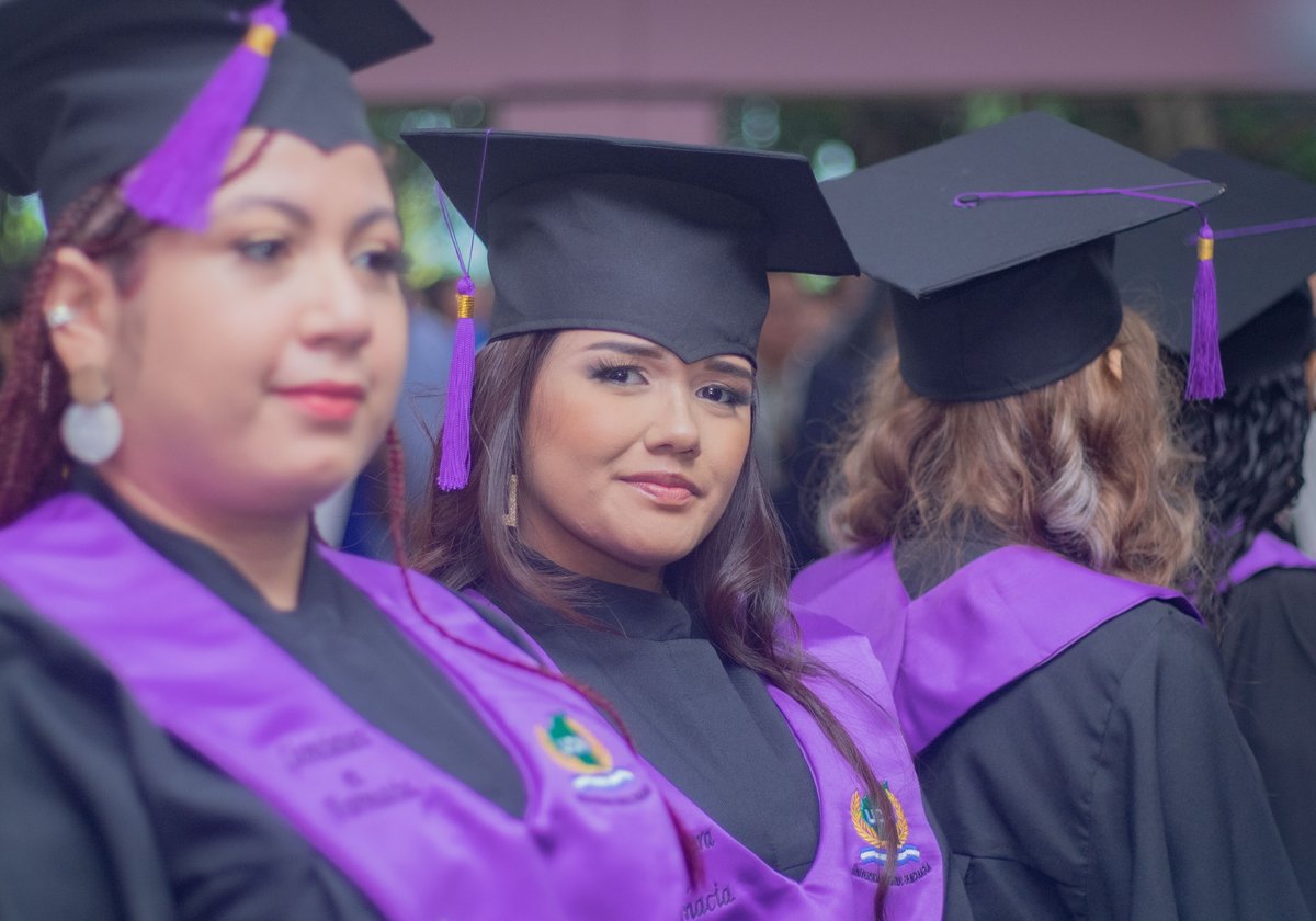 ucn_central's tweet image. UCN Cierra 2ª Jornada de la 24ª Graduación 🎓🎉

El 14/11/2025, UCN invistió en su Sede Central a nuevos profesionales de Enfermería, Psicología, Medicina, Ing. Sistemas y Farmacia. El acto solemne reafirmó el compromiso con la excelencia educativa y la formación integral,…