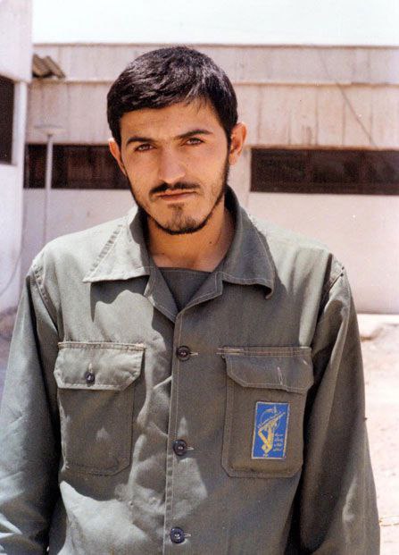 _negar_ir's tweet image. سردار زین الدین هر چند جوان بود ولی پخته و باتجربه؛ هم رفیق بود، هم الگو. همین باعث می‌شد همه دنبالش برن!