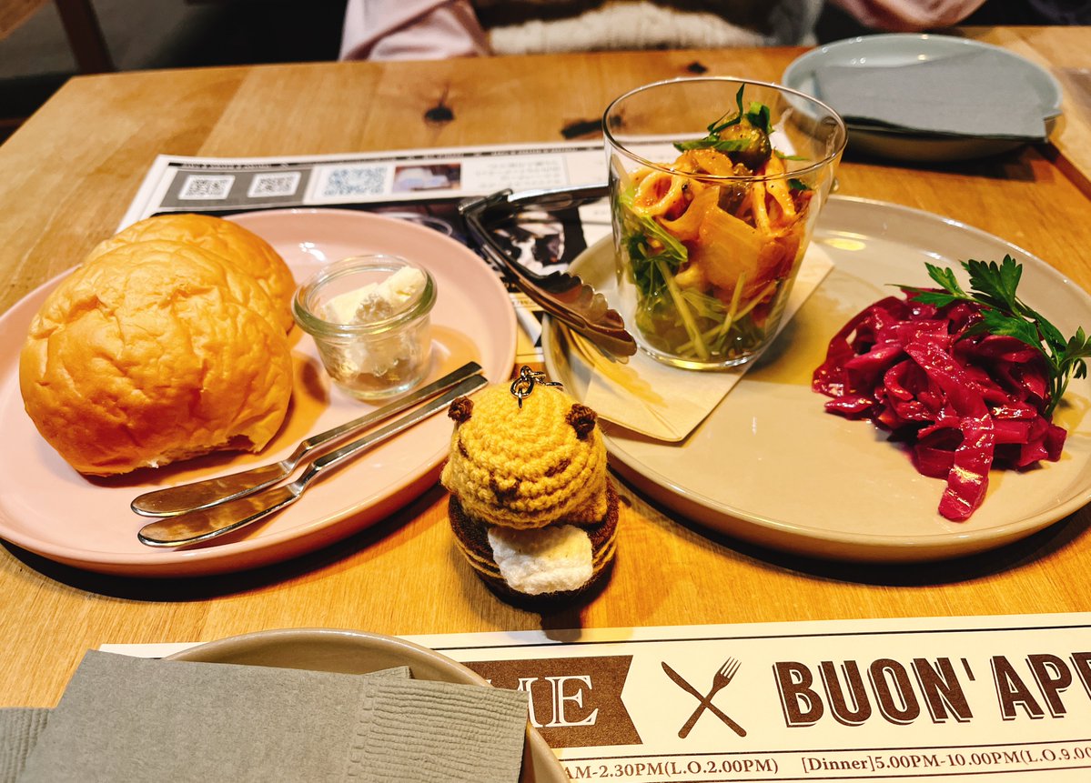 yamadamadamada9's tweet image. 今日一緒に夕飯行った同僚さん、旦那さんが初恋の人なんだって！
はぁん、羨ましすぎる🥹❤️❤️