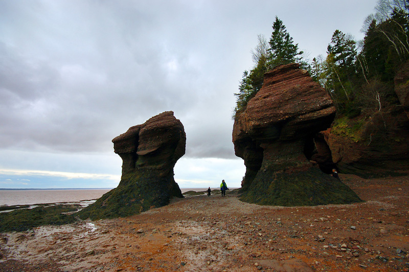 Roadstories's tweet photo. @obligatraveler @Volcanoes_NPS @cherrydude @drugstoredivas @LiveaMemory @LindaPeters64 @t_jh2009 @travelstustring @ArtNomads @roto1957 @RoadtripC @SeasonedTrav Lovin' your #Top4Rocks for this wk's #Top4Themes
Here are a few from Canada...
From Canada's Arctic...Rankin Inlet, circa 1960s
Ness Creek Saskatchewan, Hopewell Rocks New Brunswick, Red Rock Coulee Alberta https://t.co/GX96Zx7IlF