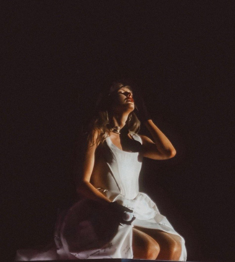 giftedswifted's tweet image. Taybeauty