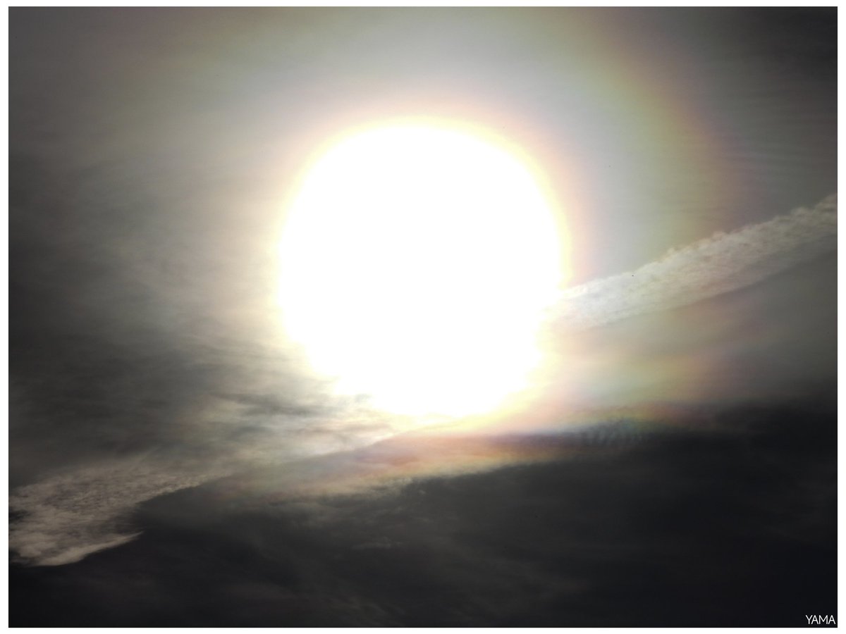 Yama_VP's tweet photo. •Iridescent Clouds 

[Nikon P950 + Polarized Lens Gobe CPL MRC 16l]

#NuvoleIridescenti #CloudIridescence #Clouds #Locone #Basilicata #Italy #Puglia #Apulia #Photography 
#Yama山 #山 https://t.co/lY8pUItfsa