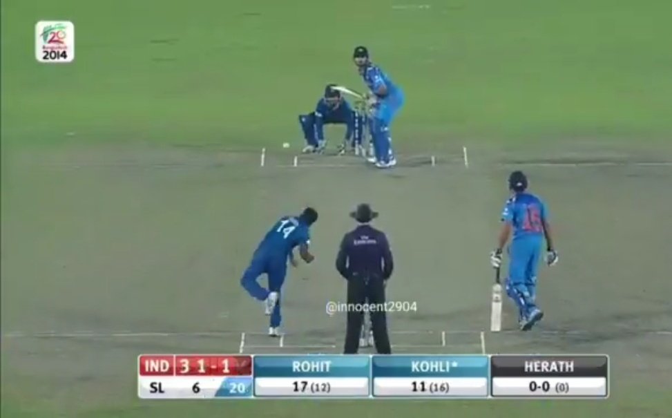 SeemsOver's tweet image. How can anyone rate this bhooli mug in T20i? he played 80% of innings like this.

He&apos;s always kept the pressure on others, hoping to attack under pressure and get out so he can reach his half-century by tuktuk and later increase his strike rate.