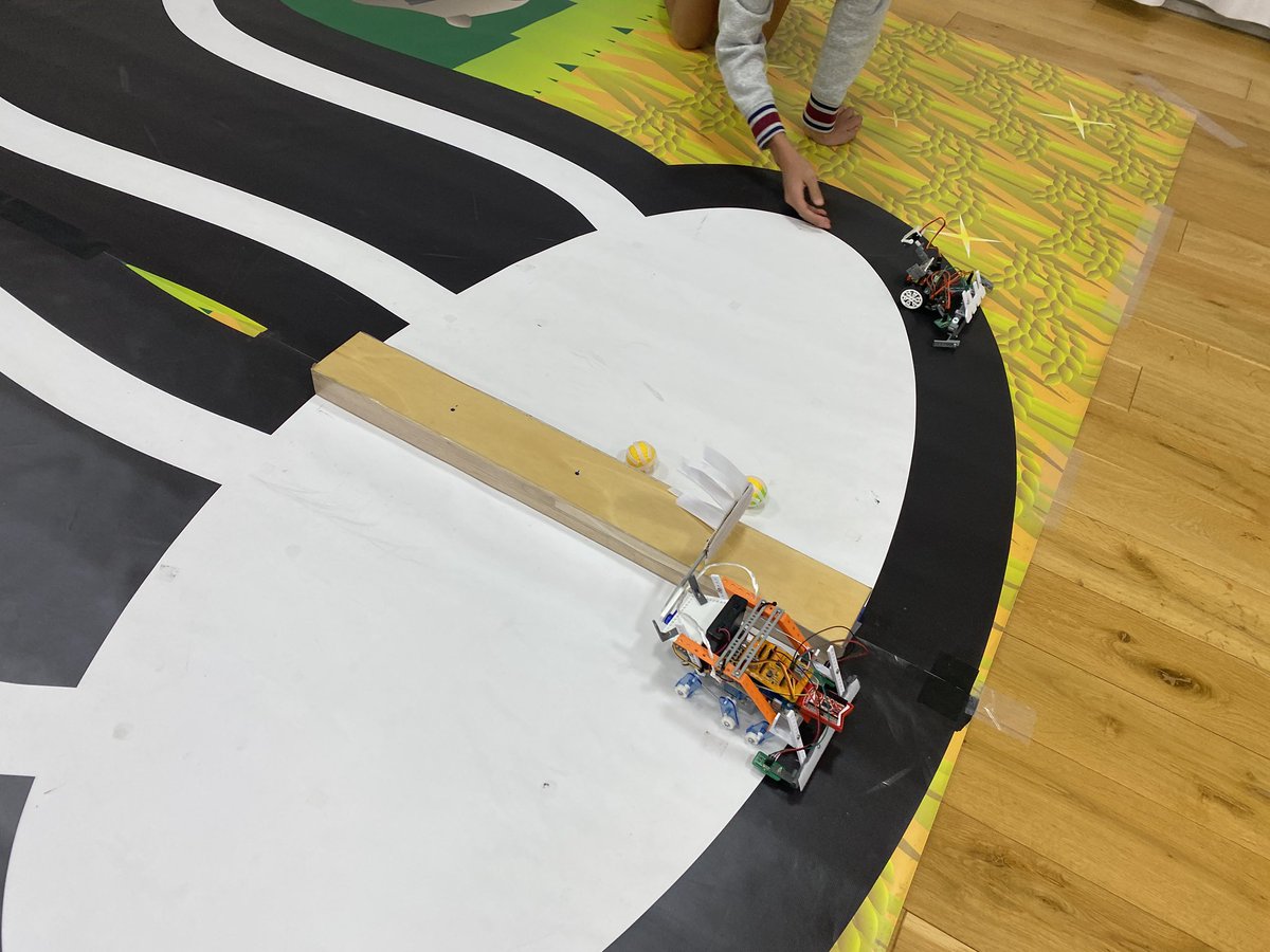 inekari_robocon's tweet image. いよいよ今週末11月23日（日）開催！
第４回北はりま稲刈りロボットコンテスト🌾

最後のテスト走行会もたくさんの子どもたちが熱心に取り組みました💪

#稲刈りロボコン #ご当地こどもロボコン #北播磨 #加東市