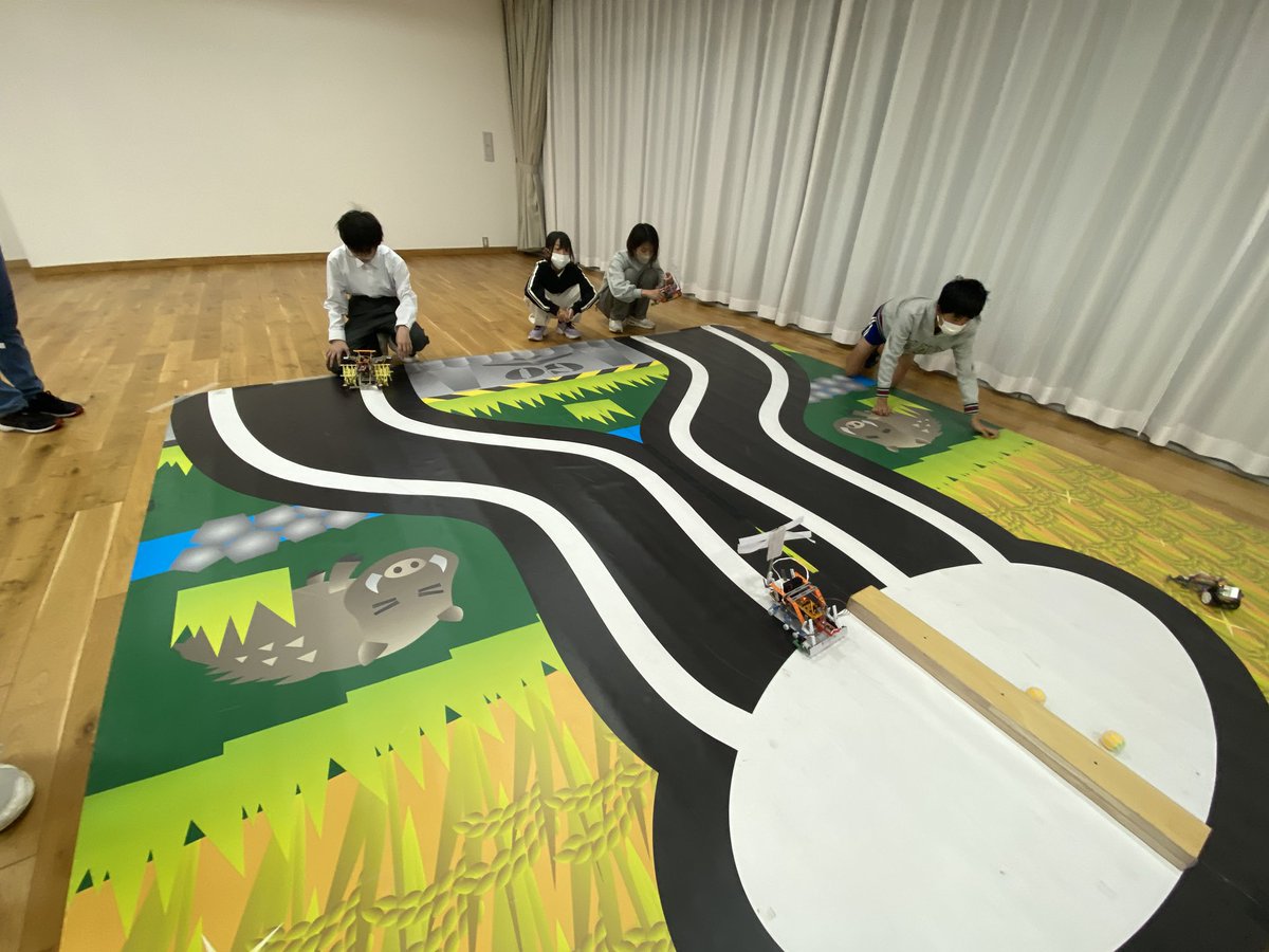 inekari_robocon's tweet image. いよいよ今週末11月23日（日）開催！
第４回北はりま稲刈りロボットコンテスト🌾

最後のテスト走行会もたくさんの子どもたちが熱心に取り組みました💪

#稲刈りロボコン #ご当地こどもロボコン #北播磨 #加東市