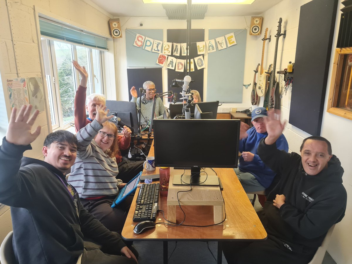 SpiralWaveRadio's tweet photo. We have had a room swap! Our lovely presenters can be seen working hard in the new radio room! Meanwhile, Micheal and Dan work on jingles for their shows. https://t.co/F4805Nj4te