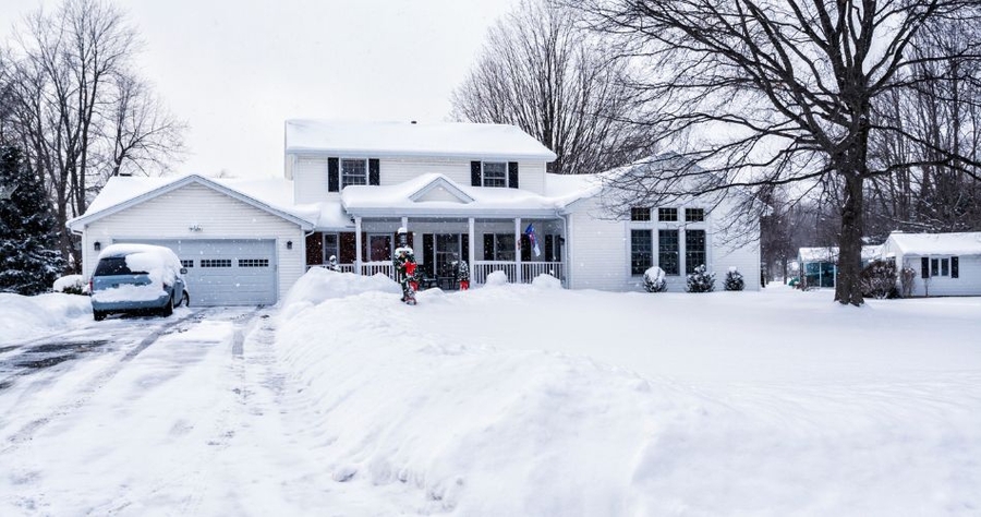 247pressnews's tweet image. Silver Lining Property Restoration Recommends Professional Help for Winter Storm Damage
#propertyrestoration #winterstorms #propertyowners #pressrelease #digitalpr #pressreleasemarketing #marketing @247pressnews 
24-7pressrelease.com/press-release/…