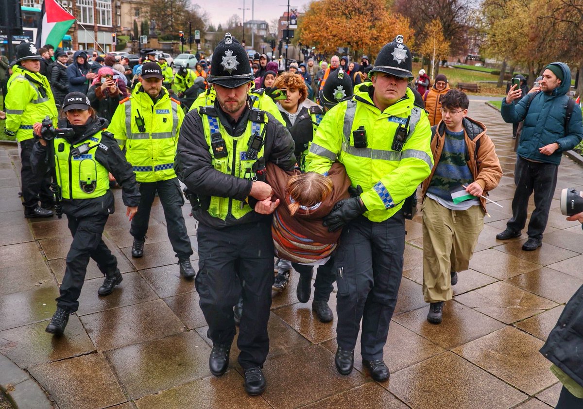 Police make arrests during a peaceful protest in support of Palestine Action today in Newcastle city centre. Pics by <a href="/RaoulDixonNNP/">Raoul Dixon</a> #NewcastleArrests #NewcastleProtest #PalestineAction