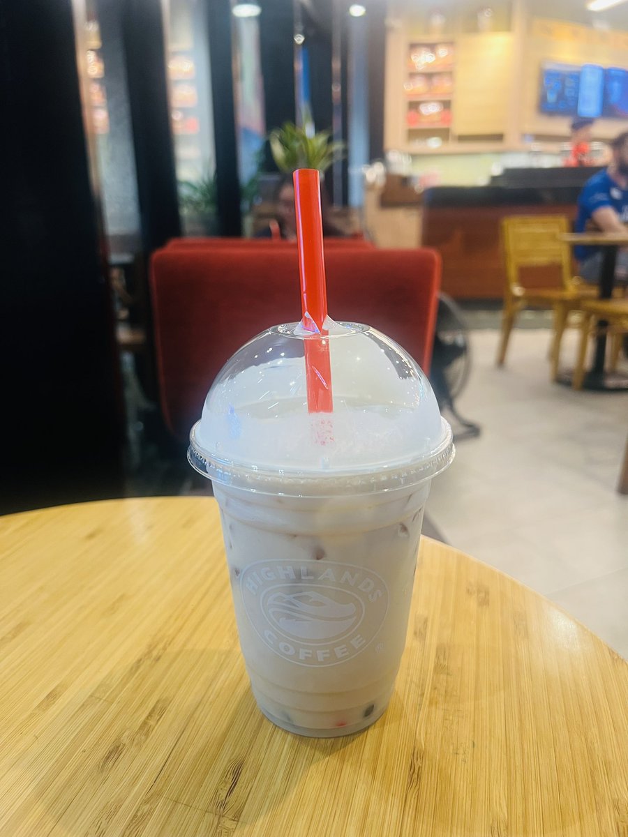 Dạo này môi hơi đắng chắc tại vắng 👄 em #thuduc