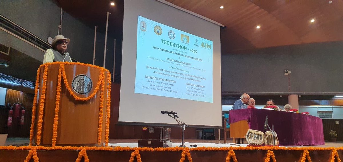 Unnatbharat_Tw's tweet image. TECHATHON 2025: 100 students showcase 100 innovations from Atal Tinkering Labs at @iitdelhi, driving vision of Viksit Bharat @2047! Jointly organised by Vidya Bharti Akhil Bhartiya Shiksha Sansthan &amp;amp; Unnat Bharat Abhiyan, promoting holistic education &amp;amp; student talent.