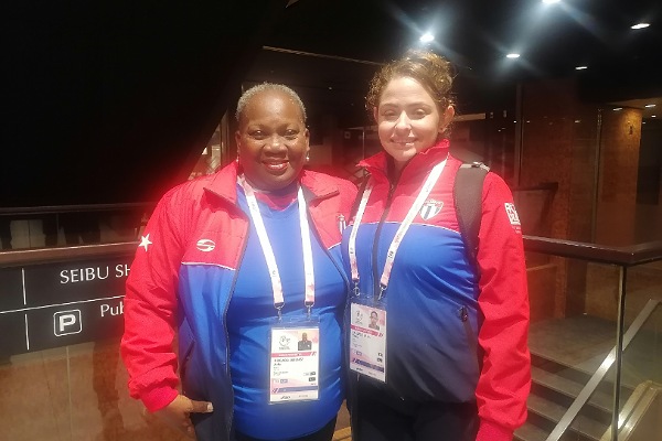 Interpretar lenguaje de señas es una obra de amor
Dos de los miembros de la delegación cubana presente en los XXV Juegos Sordolímpicos ofrecen sus servicios como traductoras e intérpretes. #Cuba #DeporteCubano
jit.cu/NewsDetails.as…