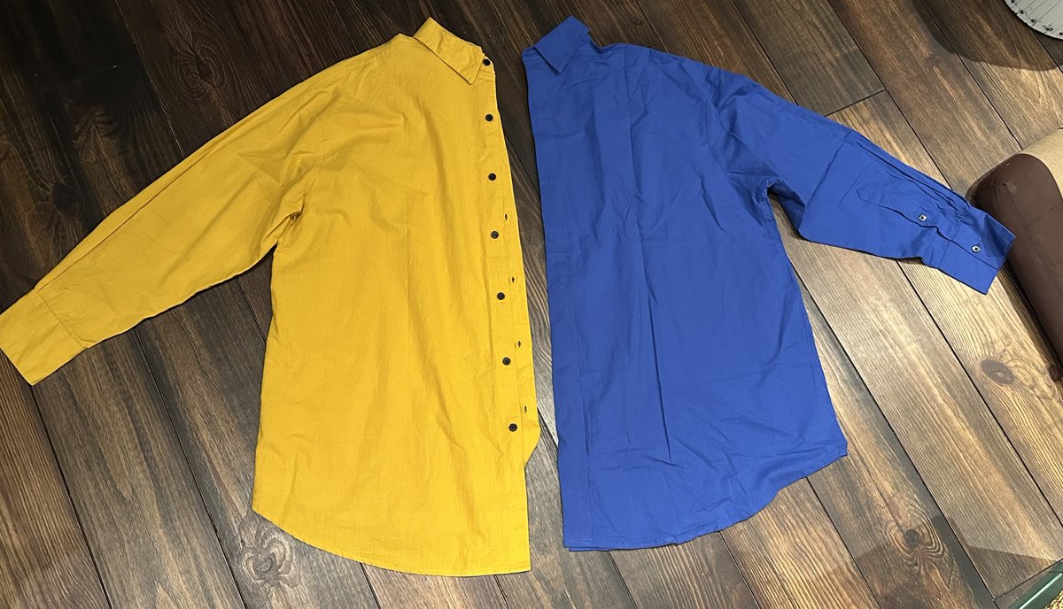 AncientDrum's tweet photo. 実際は黄色と青の2着を買って組み換えただけですが… 前後の襟の形が同じなので ひっくり返せば逆配色にならずに2着目の #ルナトリガー になるのが素晴らしい #サラムアレイクム #仮面ライダーW https://t.co/NypJgWOD7h