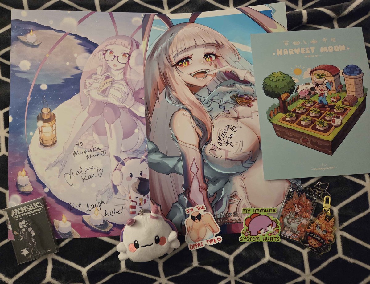 MomokaMooVT's tweet image. A little late on this post, but I went to Anime Impulse Dallas last weekend! ❤️Check out my haul 🐉💎

There were so many amazing artists and folks there, I even got to meet the lovely @MataraKan 🤍Thank you for the great memories ❤️❤️❤️