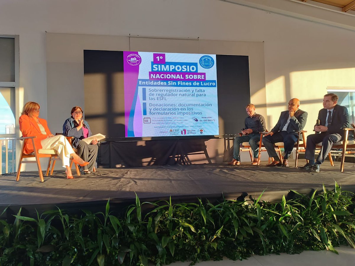 esperanza_py's tweet image. Ayer participé del 1° Simposio Nacional sobre Entidades Sin Fines de Lucro en la Universidad Católica 🎓✨

Conversamos sobre un tema urgente: la situación de las ESFL en el contexto de este gobierno, donde la sobrerregistración, la falta de un regulador natural y las trabas para…