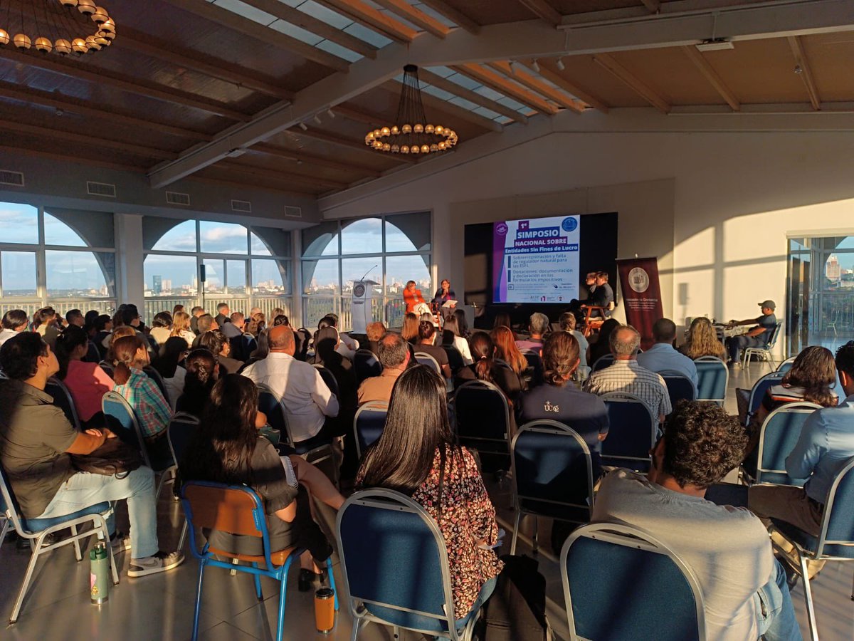 esperanza_py's tweet image. Ayer participé del 1° Simposio Nacional sobre Entidades Sin Fines de Lucro en la Universidad Católica 🎓✨

Conversamos sobre un tema urgente: la situación de las ESFL en el contexto de este gobierno, donde la sobrerregistración, la falta de un regulador natural y las trabas para…