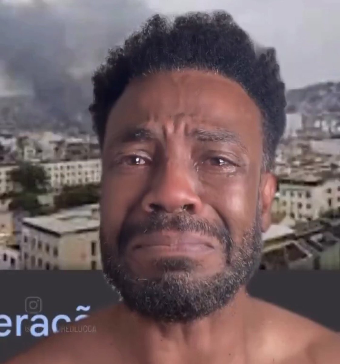 tolaroidx's tweet image. A cara do esquerdista lendo essa notícia: