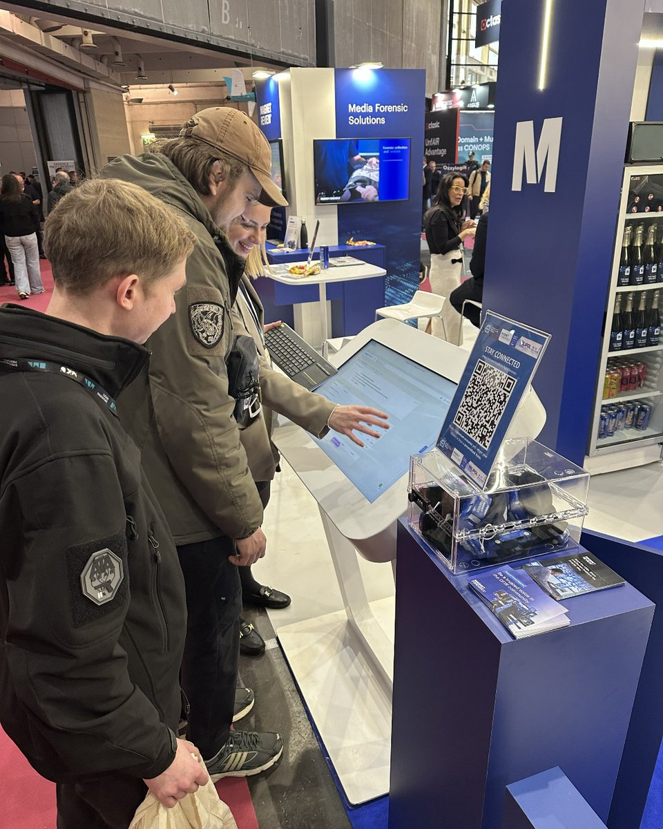 MagnetForensics's tweet image. We’re having an amazing time at day 1 of #Milipol Paris! We're at Booth 4 H 027, so come find us to learn more our #DigitalInvestigations solutions, including #MagnetVerify and #MagnetReview. Plus, if you take part in our #Review experience, you can unlock some fantastic swag!