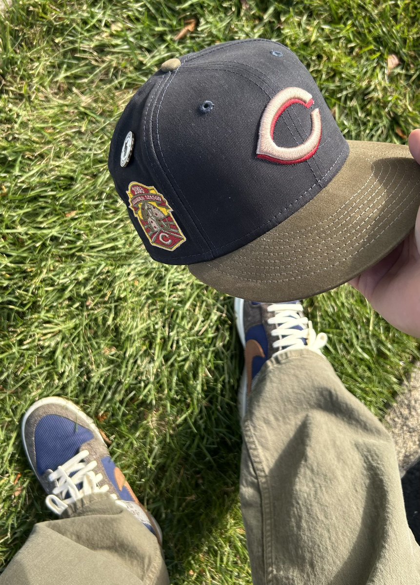 Cmd_Guap1's tweet image. American Education Week

Sat in my kiddos classroom today &amp;amp; witnessed what a typical morning consists of! Was proud of him as he participated &amp;amp; was eager to volunteer! 

FOTD x KOTD
@HatClub x @Nike 
Fall Tones Cincy Reds x Dunks Tweed Corduroy 

#PINdejos @PINdejos1 
#NUMaera