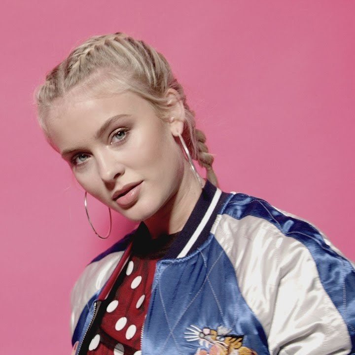 “Lush Life” by Zara Larsson re-enters the global Spotify chart at #115 with 1.418 million plays.