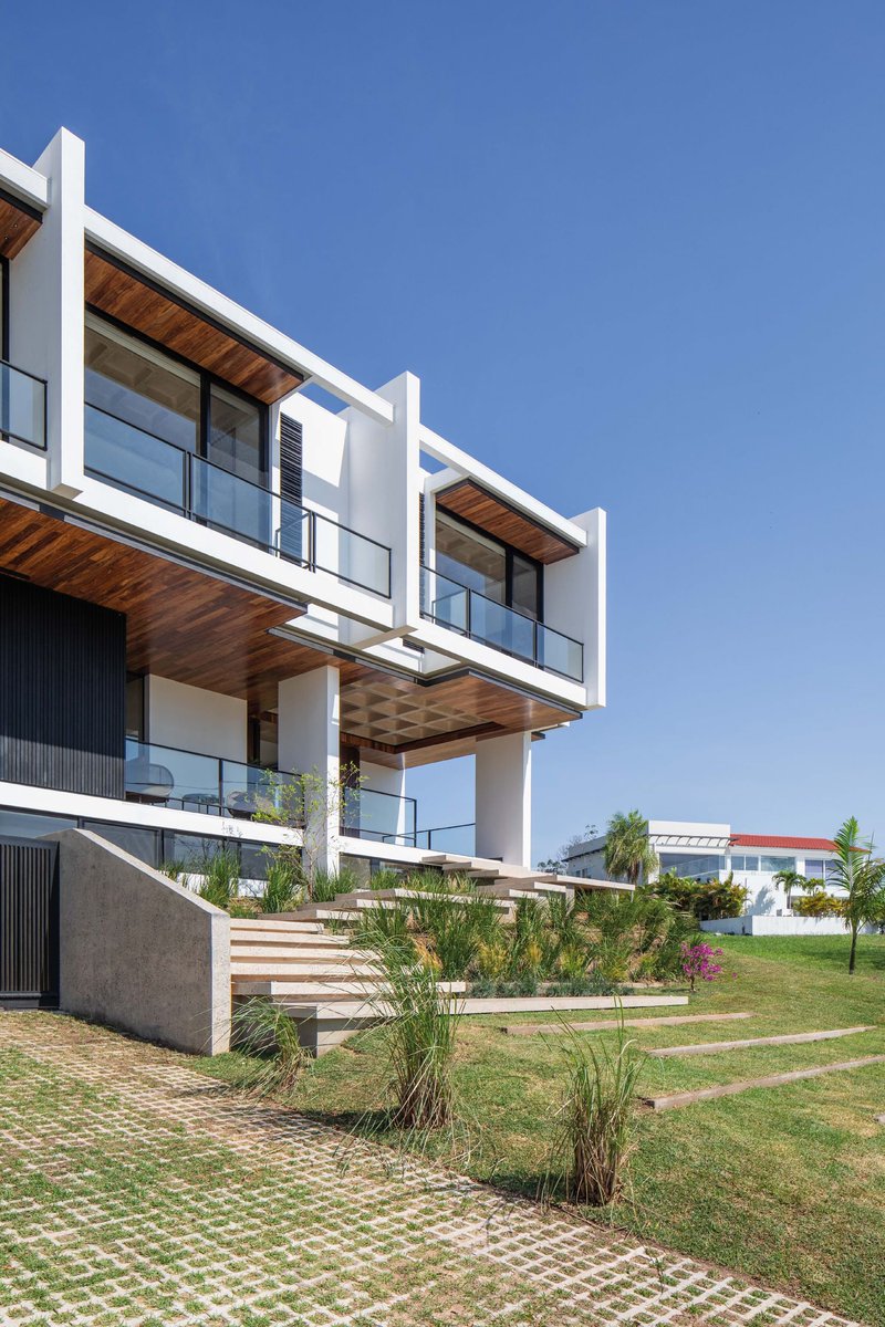 archinect's tweet image. CASA AP by KG+STUDIO 📸 Paul Renaud #ArchinectProjects
 
Project details at archinect.com/firms/project/…