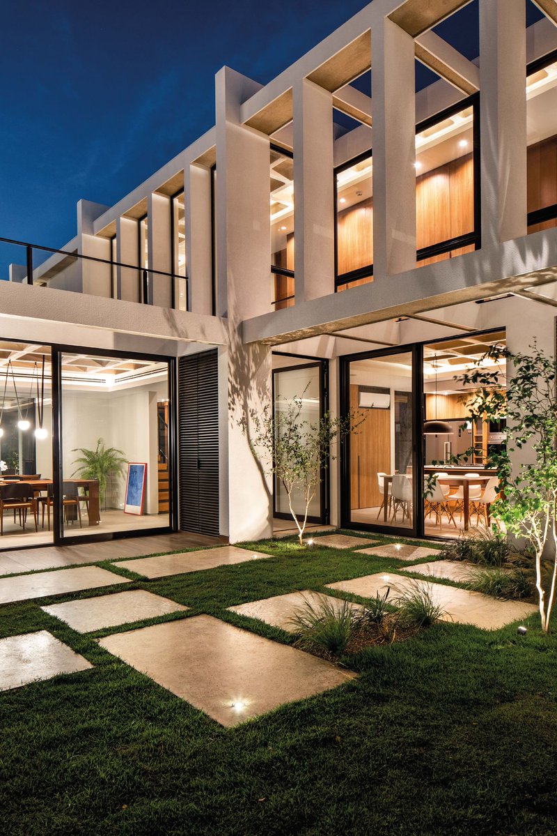 archinect's tweet image. CASA AP by KG+STUDIO 📸 Paul Renaud #ArchinectProjects
 
Project details at archinect.com/firms/project/…