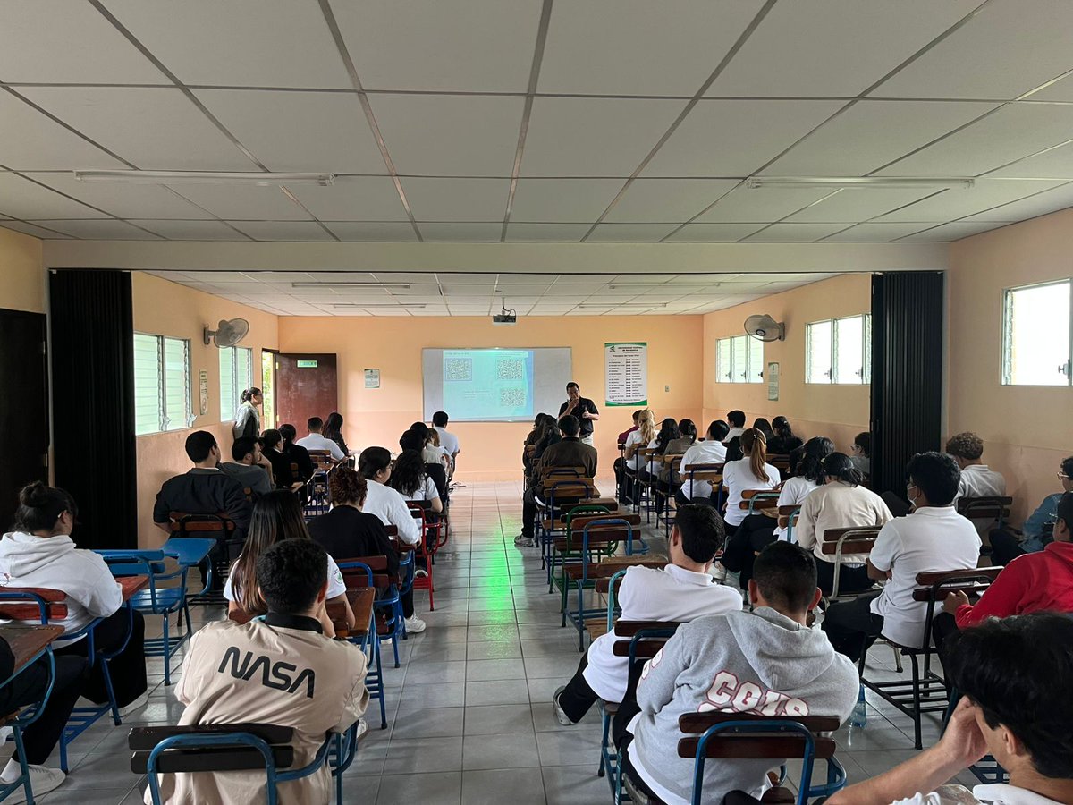 ucn_central's tweet image. UCN Estelí Recibe Charla del MIFIC sobre Ley 842 ⚖️

La UCN Estelí (Sede Doral) realizó el 14/11/2025 una charla del MIFIC sobre la Ley No. 842 (&quot;Ley de Protección de los Derechos de Consumidores y Usuarios&quot;). El objetivo fue fortalecer el conocimiento estudiantil sobre sus…