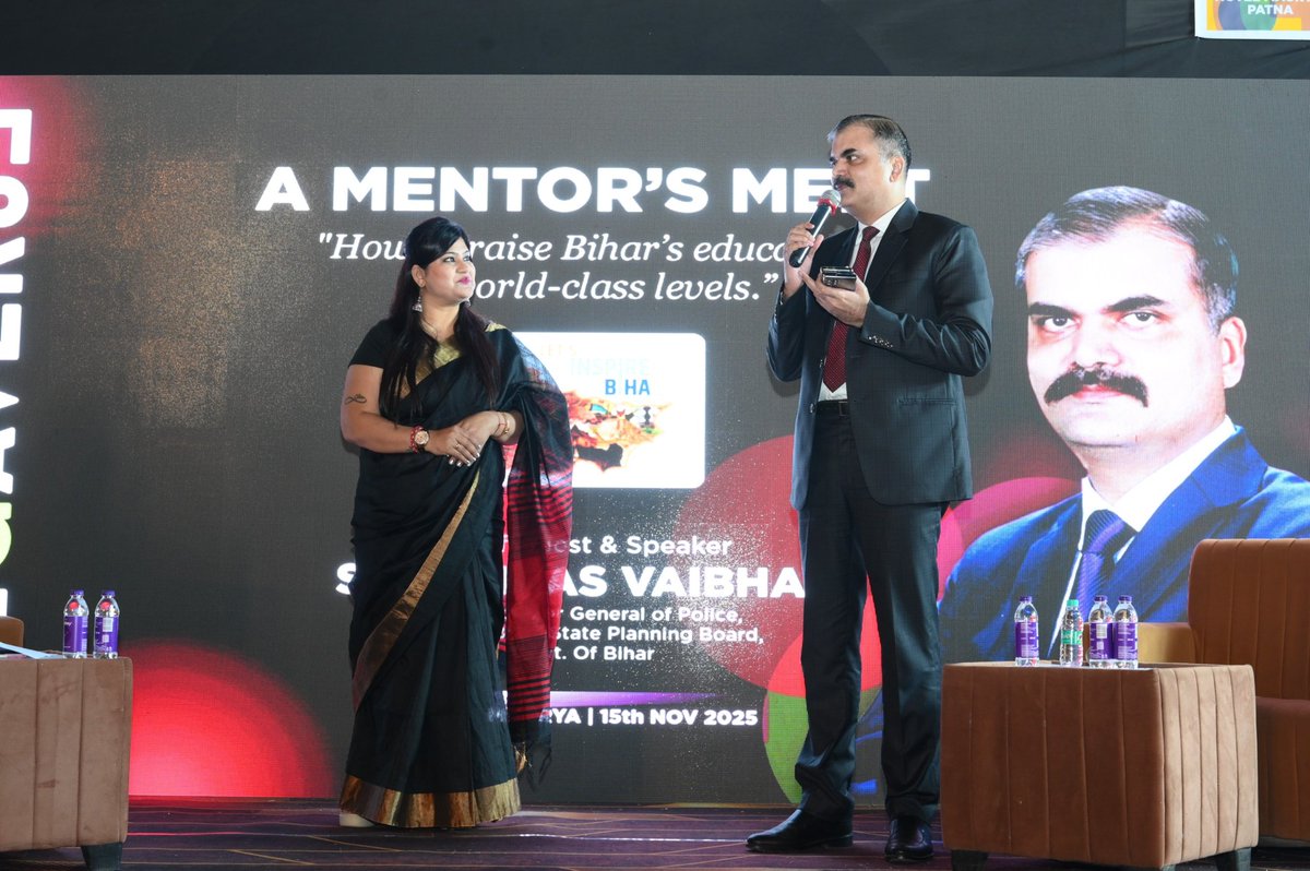 vikasvaibhavips's tweet image. #पटना के मौर्य होटल में बिहार के प्रमुख शिक्षाविदों के मध्य परस्पर विचार-विमर्श की श्रृंखला को प्रारंभ करने हेतु आयोजित &apos;मेगावर्स मेंटर्स मीट&apos; में मुख्य अतिथि सह वक्ता के रूप में आमंत्रित था । इस अवसर पर वरिष्ठ पत्रकार ज्योति मिश्र जी के साथ साक्षात्कार में मैंने बताया कि 2047 तक…