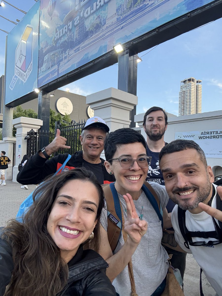 CeLatamOrg's tweet image. 4/
From the panels to the World Fair, between the co-working areas, community hubs, and the music station, @EFDevcon really shows why it’s one of the best places to meet brilliant people building meaningful impact in Web3.