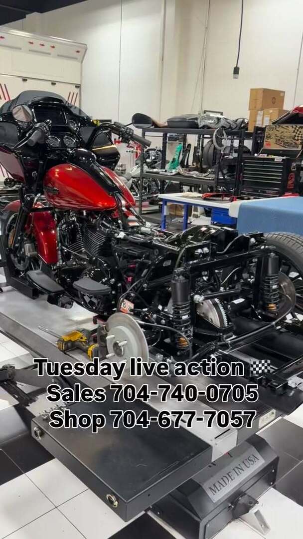 SCCBikes's tweet image. Another fresh batch of SCC customer builds is cooking 💪🏁👊 #southerncountrycustoms #onlythebaddest #oftenimitatedneverduplicated #fitandfinish