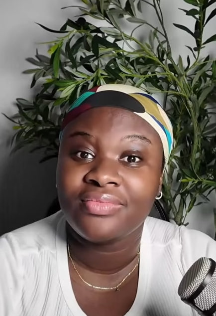 Hey <a href="/blakelively/">Blake Lively</a> , this is all of us looking at you. 

You’re a shame !!!

Thank you beautiful Elsrich for this poignant video.
People go listen to her and show her some support!

youtu.be/6Dkw-XfrN3o?si…