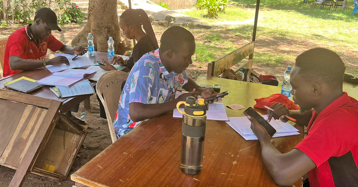 ISOC_Foundation's tweet image. ✨ Grantee Highlight ✨ 

🌍 Transforming Connectivity in Rural Kenya: KENET’s Digital Revolution 

Access to the Internet can change everything from how students learn to how communities thrive. The KENYA EDUCATION NETWORK (KENET) is making that change happen. 

🇰🇪 Through the…