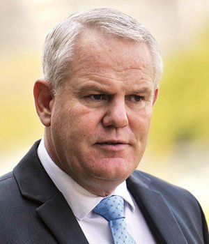 joy_zelda's tweet image. This is Former Head of HAWKS in KwaZulu-Natal General Johan Booysen. His the guy who took Mary De Haas to court about fabricated allegations without credit he won the case against her

#AdHocCommittee #MadlangaCommission Brown Mogotsi Cat Matlala