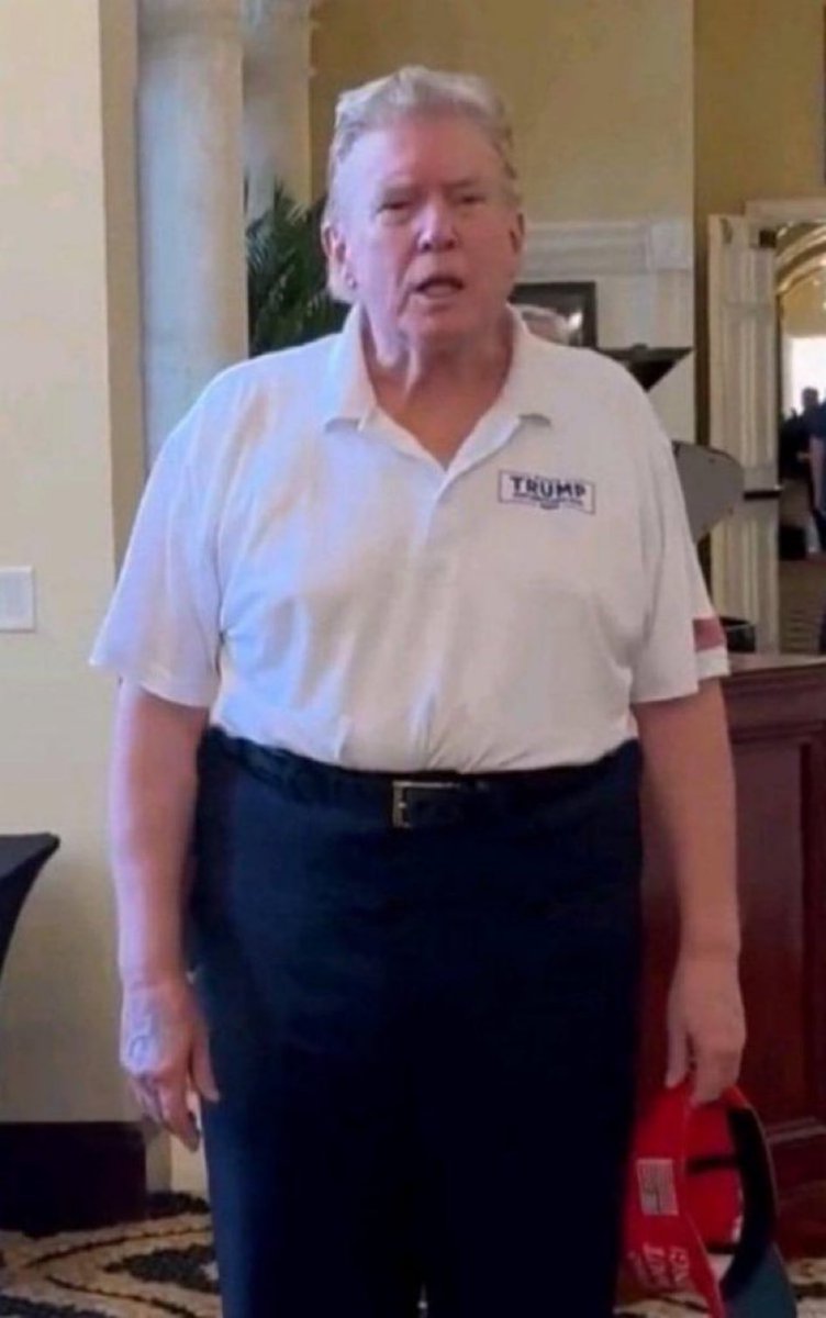 princess_kim_k's tweet image. Trump calling a female reporter “Piggy” when he looks like this?