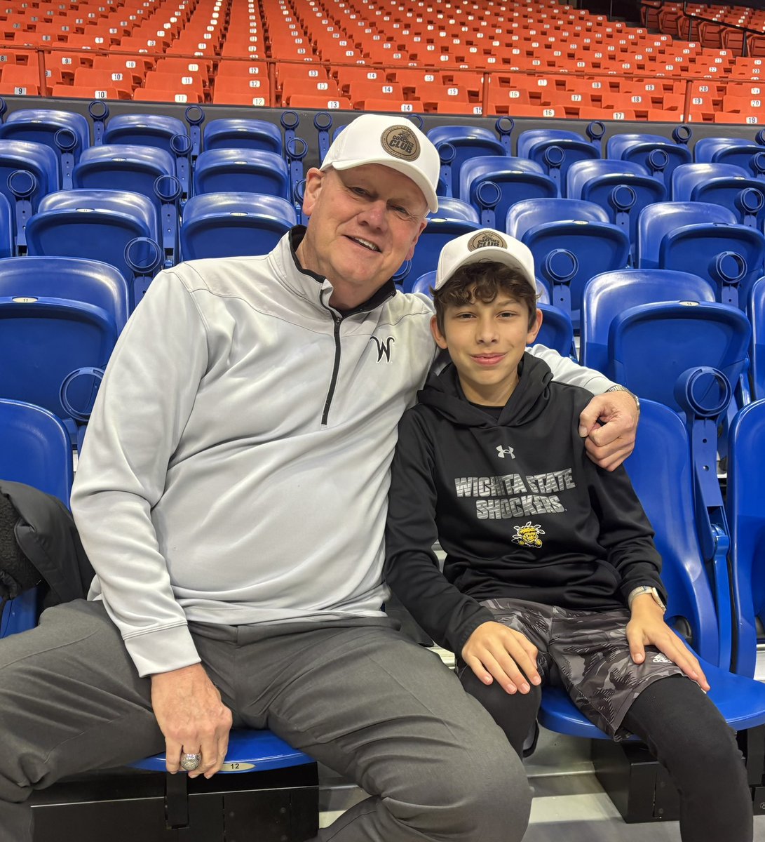 Proudly repping our new <a href="/GoShockersMBB/">Wichita State Men's Basketball</a> COACHES CLUB hats on Gameday with Xander Robertson 😎 🏀 🌾

Shoutout to Alyssa Slayton and PROMO DEPOT for the hookup 🥂
