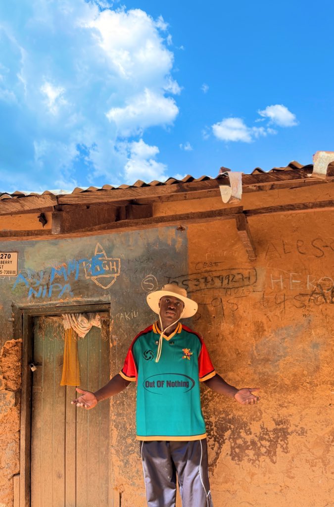 EiiScanty's tweet image. new video today at 5pm. 
the only hanging village in Ghana. 
a village isolated deep in the mountains without network, no social media, no internet yet they live the best life. see you on YouTube 🇬🇭