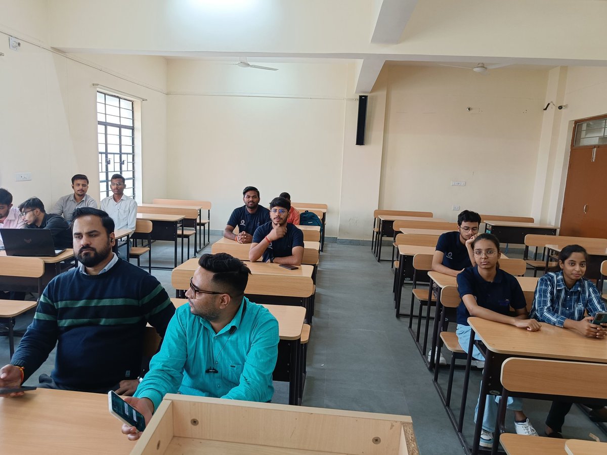 scellgecwc's tweet image. “Successful completion of our IPR Awareness Training Session!
Great participation, insightful learning, and a stronger foundation for innovation. 🚀✨” #startupbihar #StartupCell #startupindia #innovation #entrepreneurship #scellgecwc