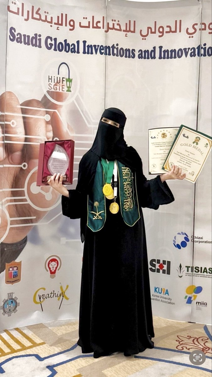 1t_lj's tweet image. اللهم لك الحمد !!
الميدالية الذهبية والمركز الاول عالمياً🥇 
للسنة الثانية على التوالي 2x

+بالإضافة إلى تحقيق الجائزة الكبرى 🏆…
 افتخر بتمثيلي المملكة العربية السعودية🇸🇦